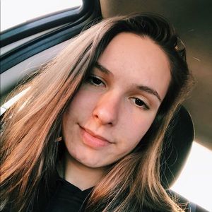 Meet your Posher, Brianna